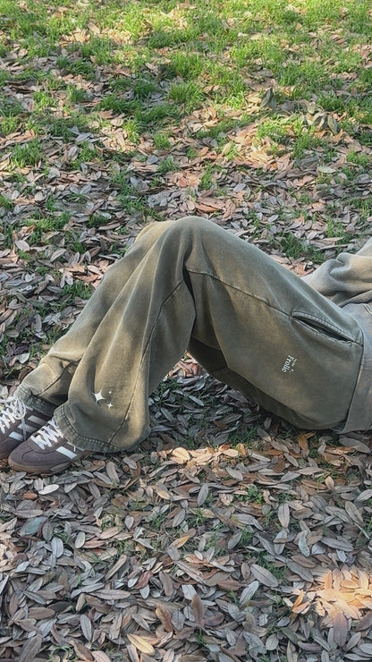 Frolic Everyday Pant - Stone